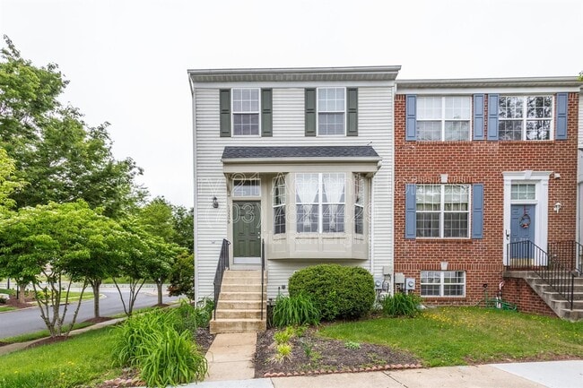 Building Photo - 10299 Wimbledon Pl
