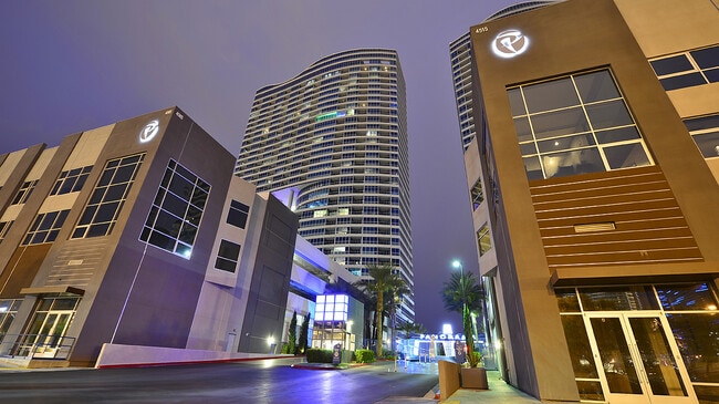 Panorama Towers T2, 104- Pool Views from t... - Panorama Towers T2, 104- Pool Views from t... Townhome