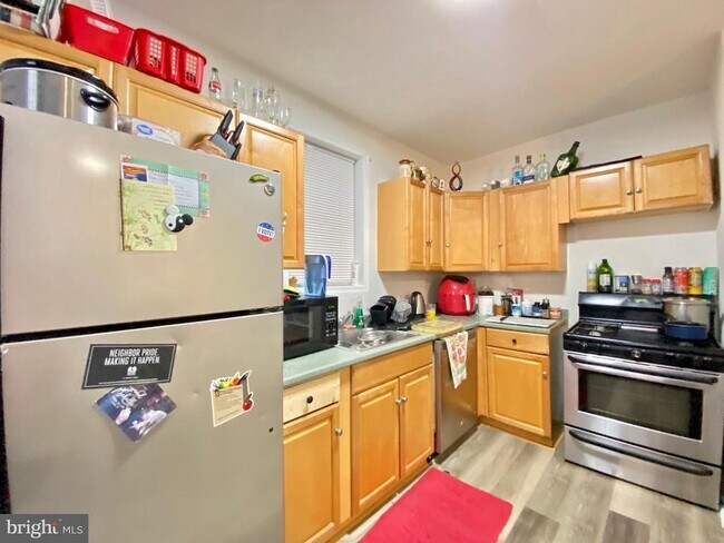 Photo - 2035 N Gratz St