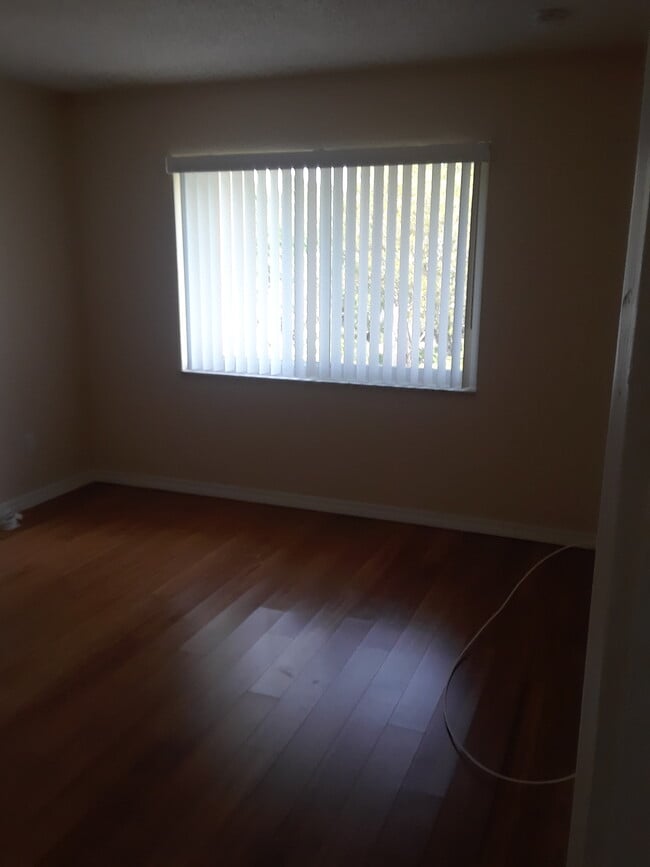 Dormitorio - 8103 Camino Real Unidad C413