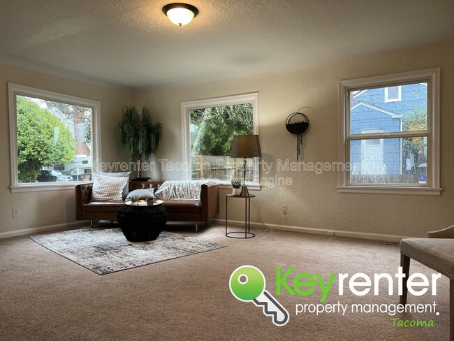 Photo - 4816 E G St
