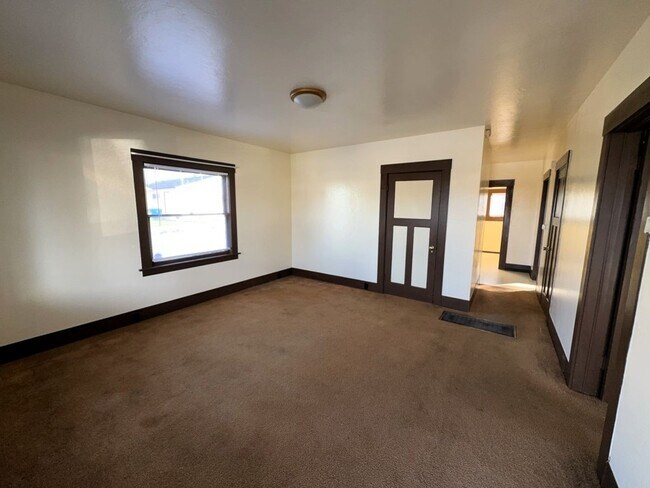 Photo - Pet-friendly charming Craftsman has a deck...