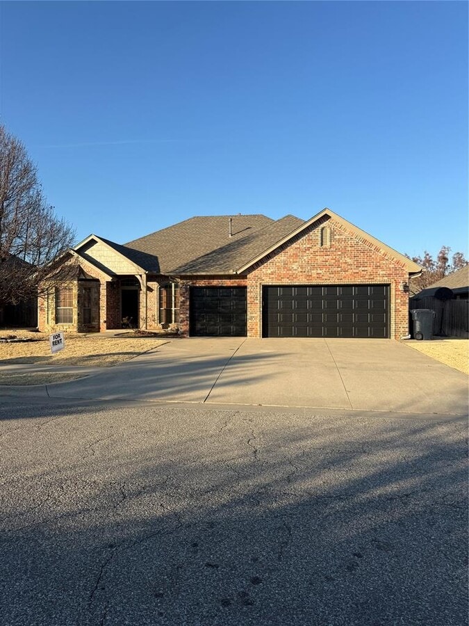 Photo - 8709 NW 105th St