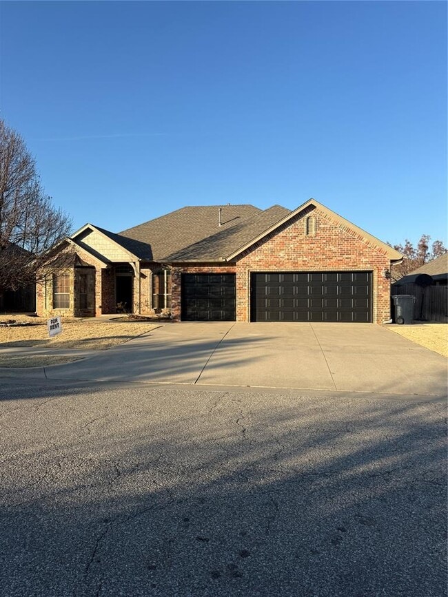 Building Photo - 8709 NW 105th St