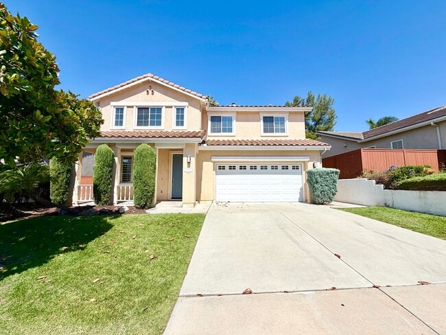 Building Photo - Spacious Temeku Hills 4 Bedroom Home Next to Golf Course with Beautiful Fairway Views