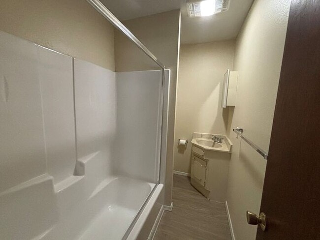 Photo - One-bedroom apartment located near Honey Creek Mall and restaurants