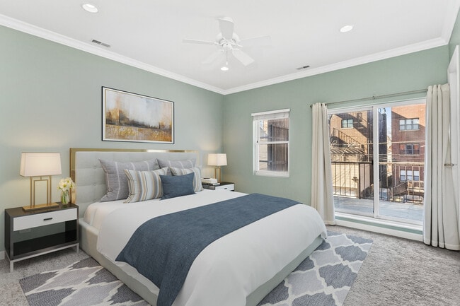 Photo - 3228 N Sheffield Ave Unit 2