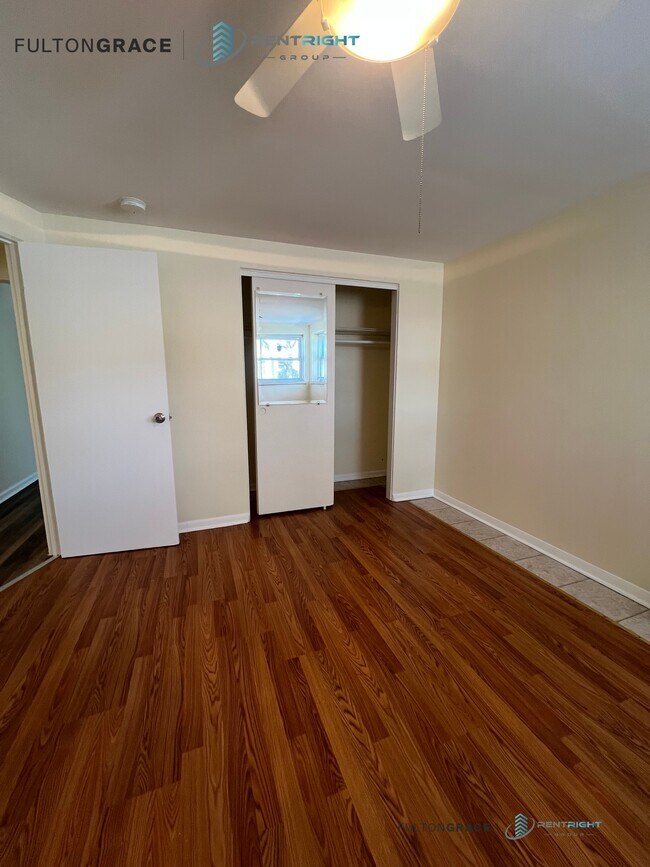 Photo - 8925 Grand Ave Unidad BN