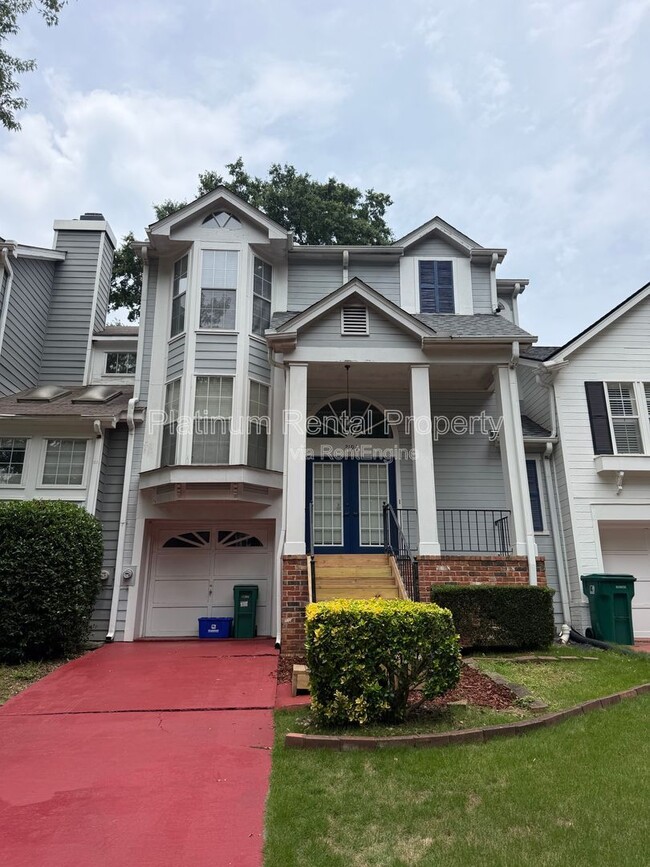Photo - 2196 Goodwood Blvd SE