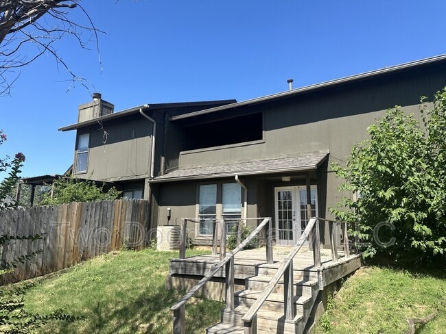 Photo - 2202 Shadowridge Dr