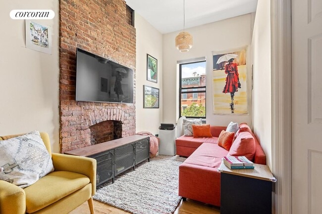 Building Photo - 384 13th St Rental