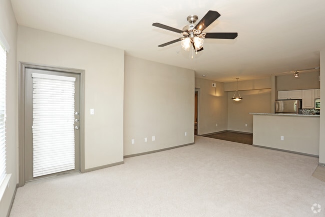 Sala de estar - 1 habitación - Lexington at Champions