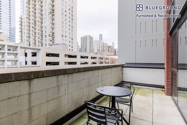 Photo - 211 W Scott St Unit FL3-ID1373