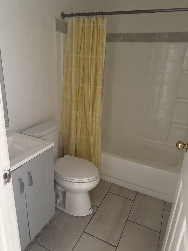 Photo - 450 Via Lechuza Unidad C