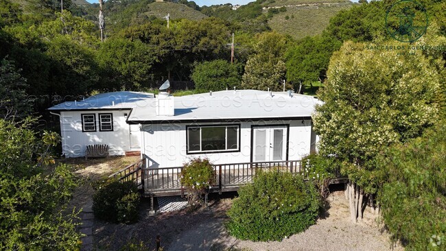 Building Photo - Spacious Two Bedroom Home on Carmel Valley...