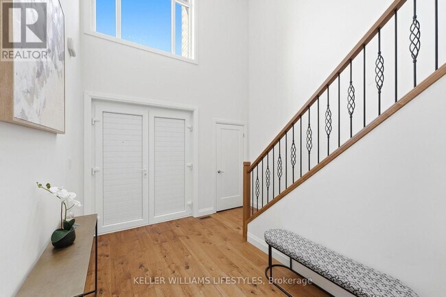 Photo - 140 Crestview Dr