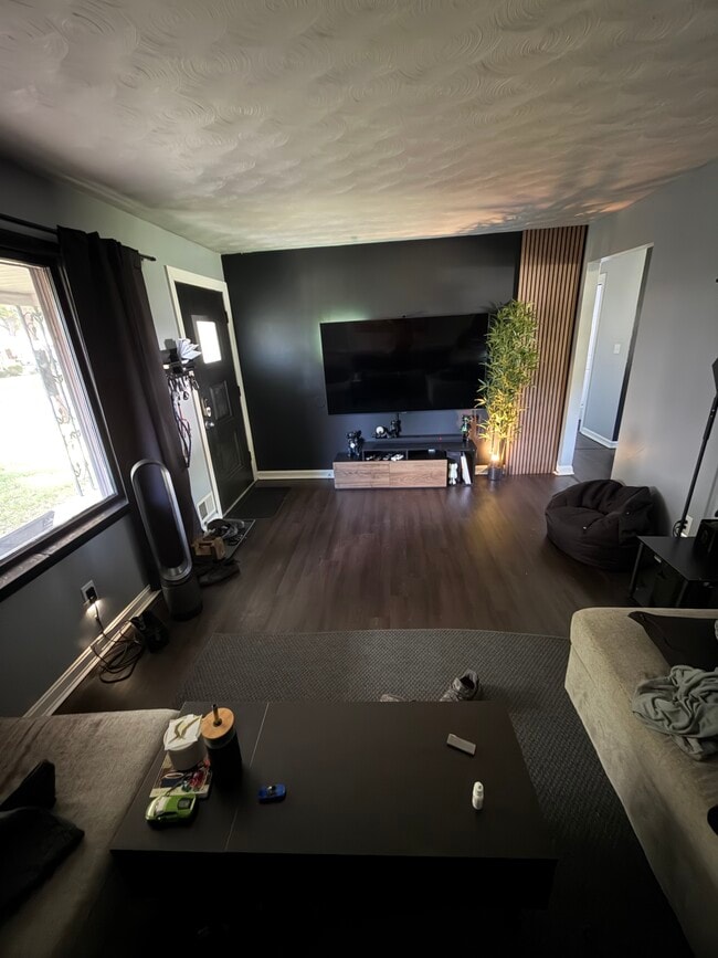 Photo - 3105 Lencott Dr