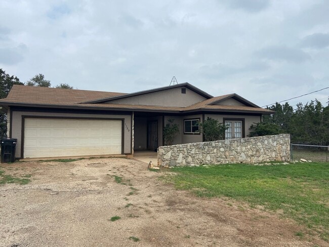 Building Photo - Newly Remodeled Rental