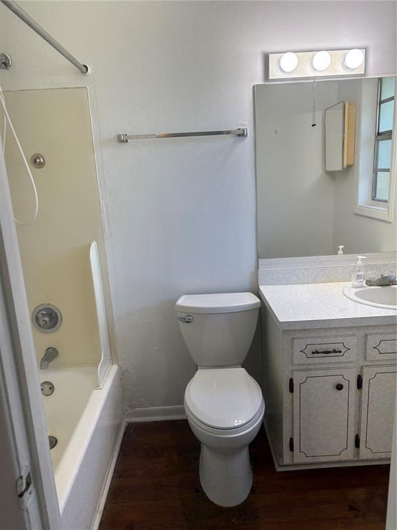 Photo - 1334 Livingston Rd