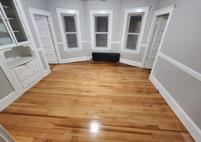 38 Bellevue St Unit 1
