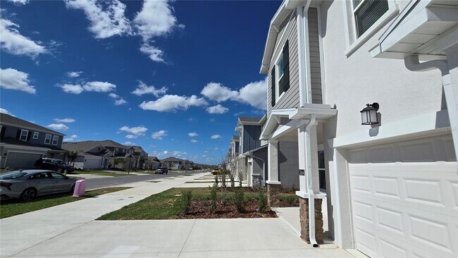 Photo - 2664 Armstrong Ave