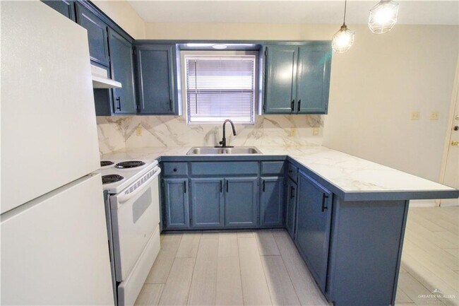 Photo - 1606 N Inspiration Blvd Apartment Unit 8