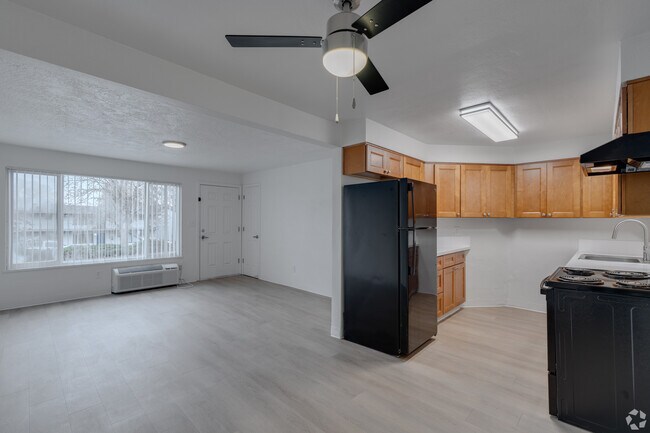 Photo - Alturas Cedar Hills