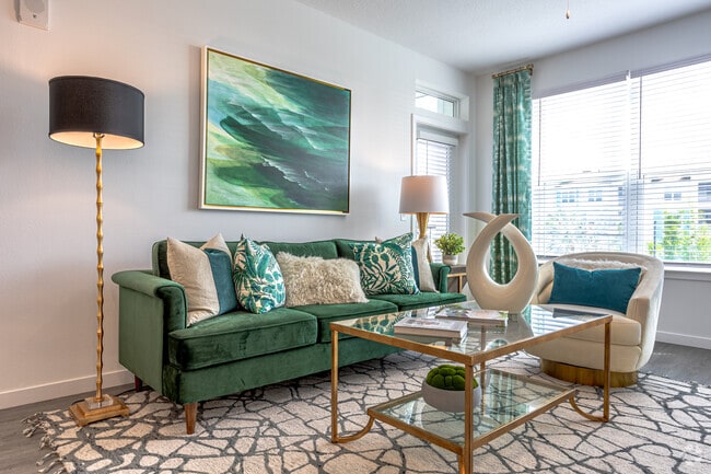 Interior Photo - Apex Posner Park