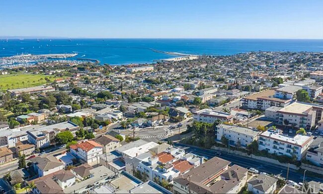 Photo - 2910 S Peck Ave Unidad 0