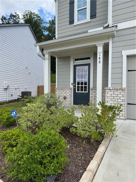 Photo - 148 Silver Beech Ln