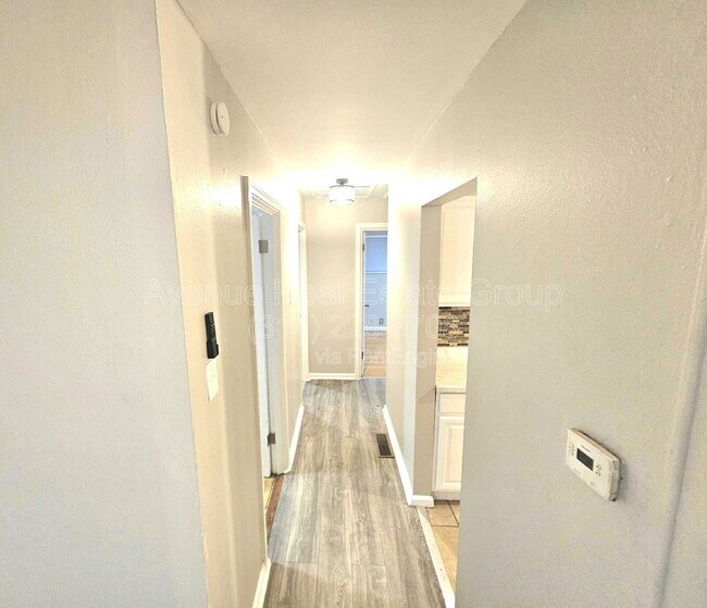 Photo - 241 Grampian Rd