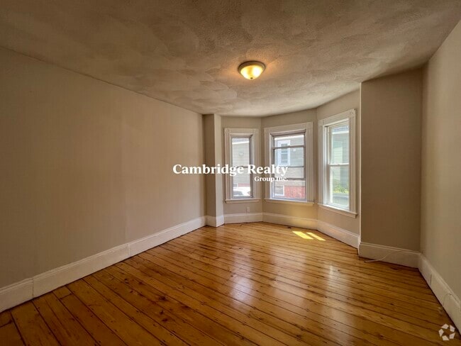 Building Photo - 17 Hudson St Unit 1 Rental