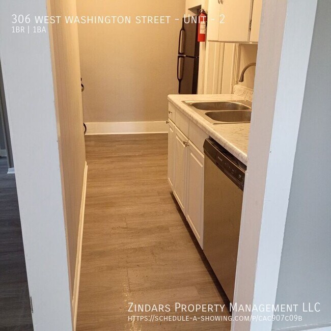 Photo - 306 W Washington St Unit 2