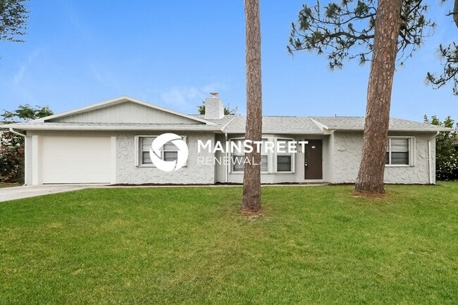 Building Photo - 3 Bedroom Pet-Friendly Home in Port St. Lucie, FL with Main Street Renewal