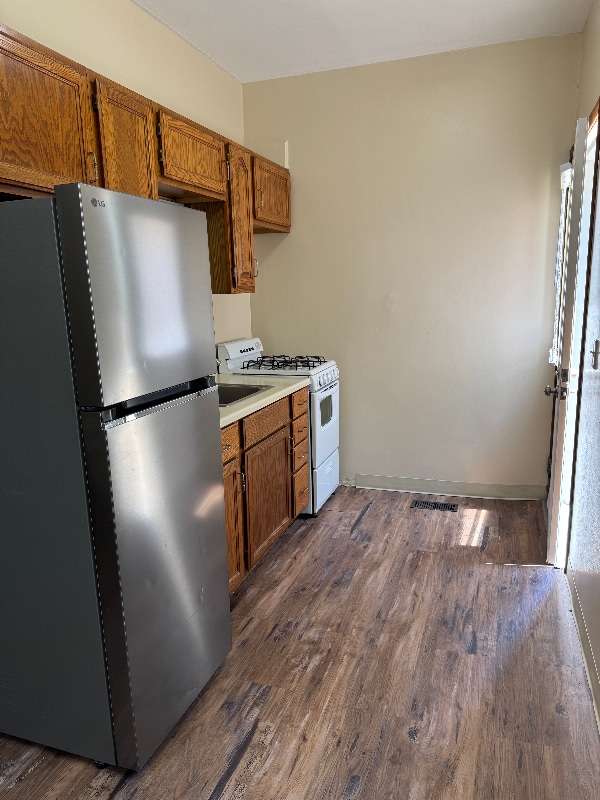Photo - 724 Fulton St W Unit Apt 3