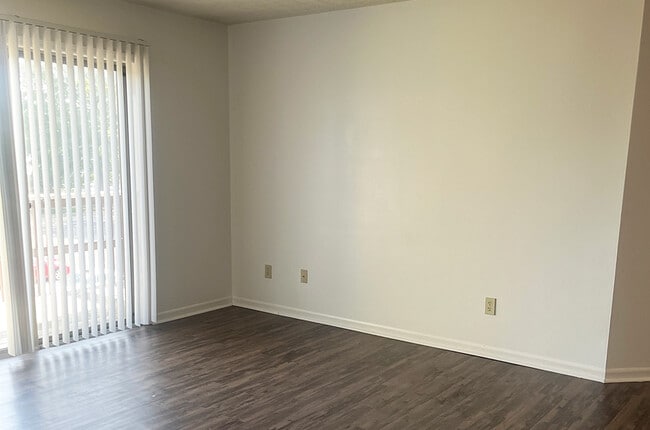 Photo - Crescent Park Apartments