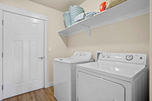 2x2 Laundry