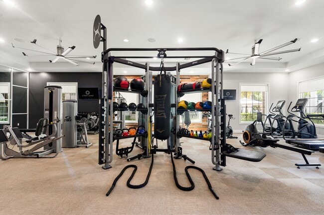 Photo - Cortland Hollywood