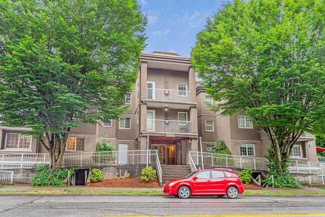 Photo - Spacious 2 Bedroom Ground Floor Condo at Connamara Place in Central Port Coquitlam Unit 103