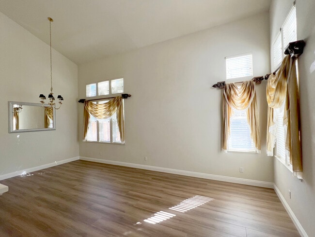 Photo - 35330 Terra Cotta Cir