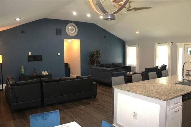 Photo - 4495 Kent Rd