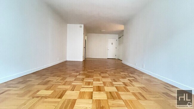 Building Photo - AMAZING ONE BEDROOM APARTMENT!! AMAZING DE...