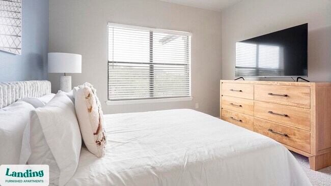 Photo - 11022 Culebra Rd Unidad 8311