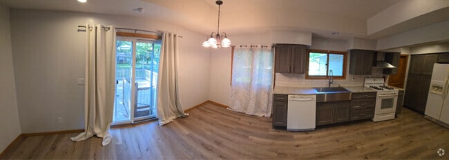 Building Photo - 7317 Kyle Ave N Rental