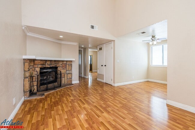 Photo - Lovely Condo | Garage | A/C | In-Unit Laundry