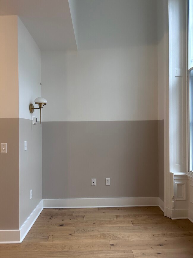 Photo - City Hall Unidad 401