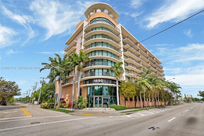 Photo - 1690 SW 27th Ave Unit 805
