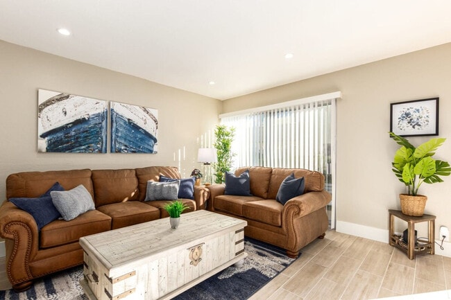 Photo - 4620 N 68th St Unidad SI ID1558641P