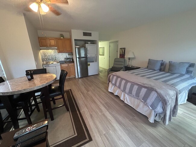 Building Photo - 13334 Polo Club Rd Unit 251 Rental