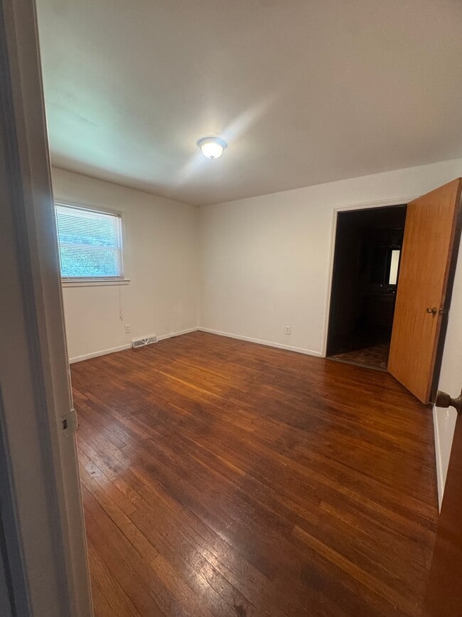 Photo - 3001 Depaul Ct